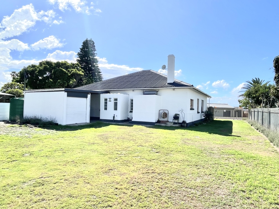 4 Bedroom Property for Sale in Jeffreys Bay Central Eastern Cape
